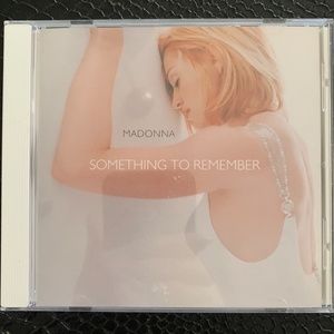 Great hard to find CD. Madonna Something to Remember